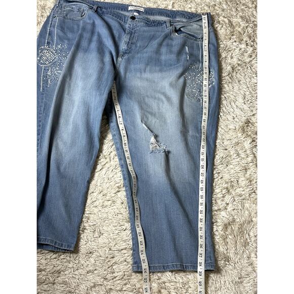 Lane Bryant MidRise Girlfriend Crop Wm Sz 28 Embellished Light Wash Casual Jeans - Picture 5 of 13